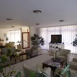 Hotel apartamentowy Albayrak Çeşme